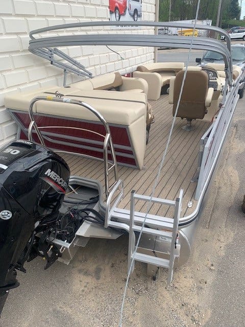 Lowe Boats SS 210 pontoon boat with Mercury 90 ELHPT-CT engine.