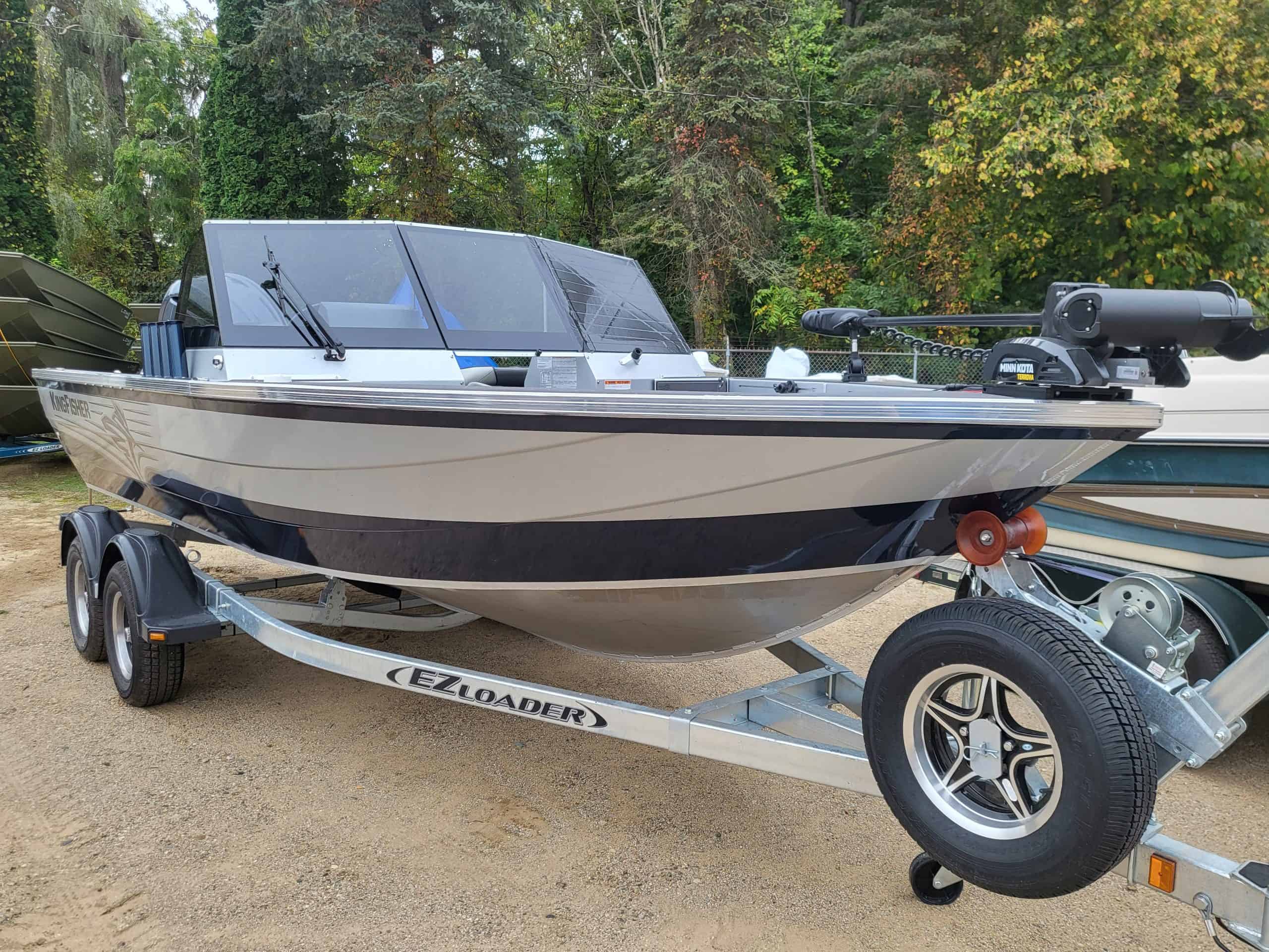 KingFisher 1925 Arrow Sport boat on EZ Loader trailer.