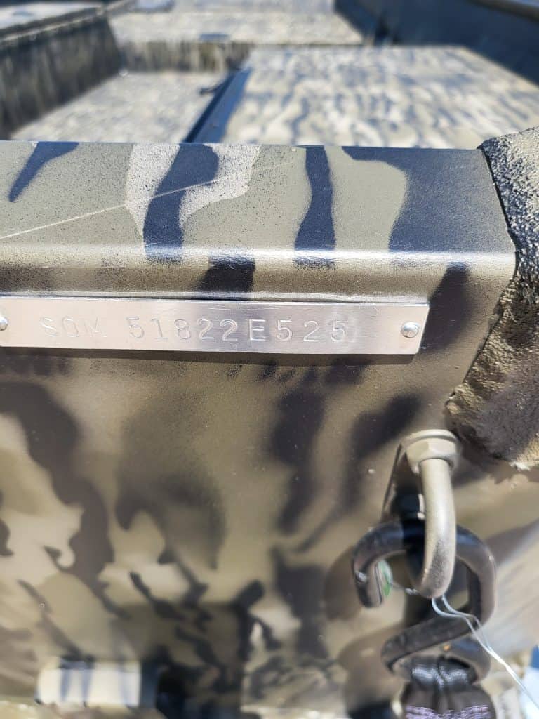 Close-up of boat identification plate on SeaArk 1652-DXS-SLD.