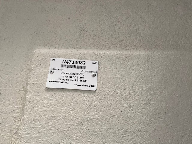 Vehicle part with serial number N4734082 for Ford SD 81.9".