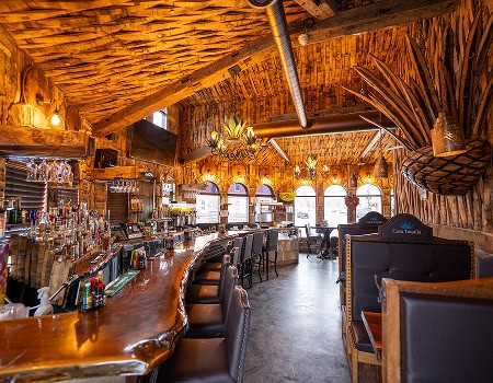bar