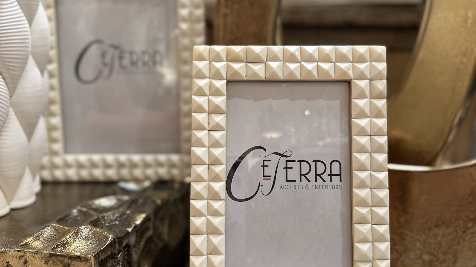 Designer Picture Frames: The Best Materials