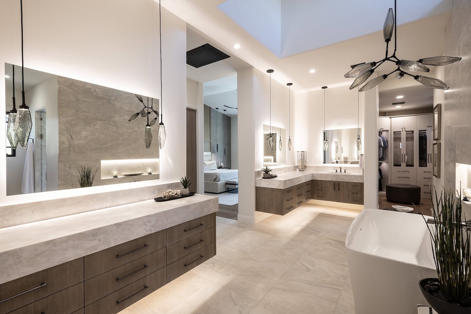How to Decorate a Bathroom Vanity with Timeless Luxury