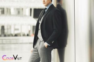 black blazer what color pants 2