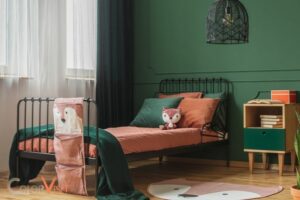 what color curtains with green walls 1