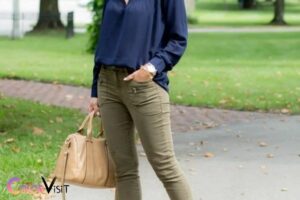 what color goes with olive green dress