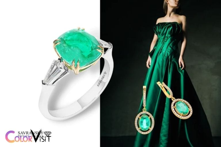 what color jewelry goes with green dress
