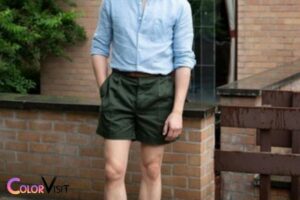 what color shirt goes with green shorts