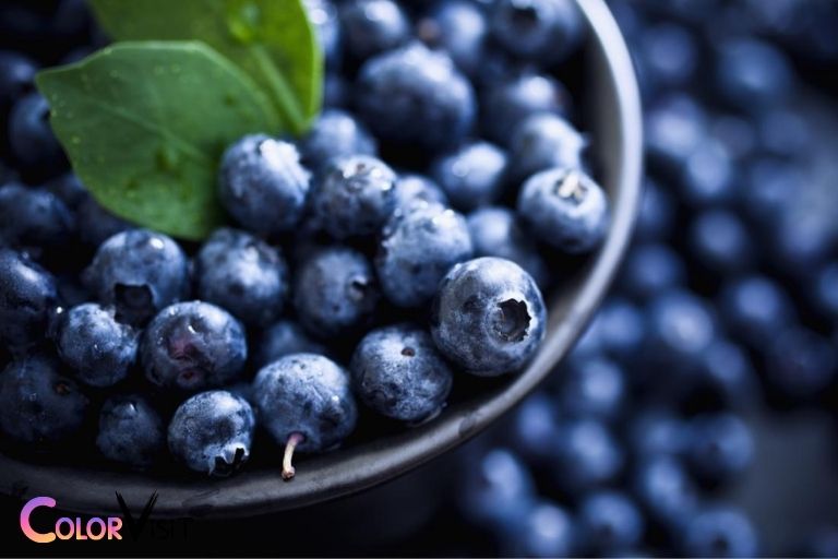 what color are blue berries