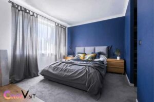 what color curtains go with blue walls