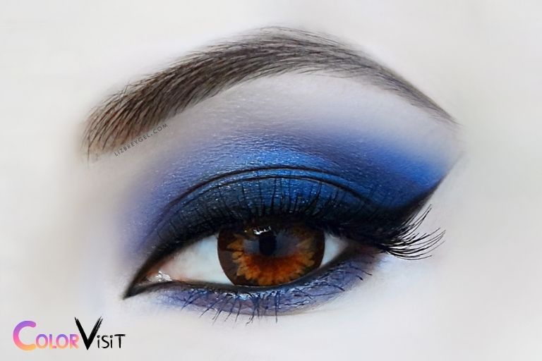 what color eyeshadow for royal blue dress