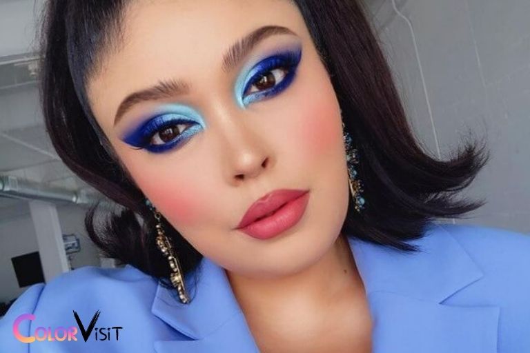 what color lipstick goes with blue eyeshadow