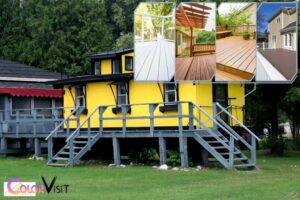 what color deck goes with a yellow house