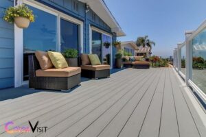what color deck goes with a blue house