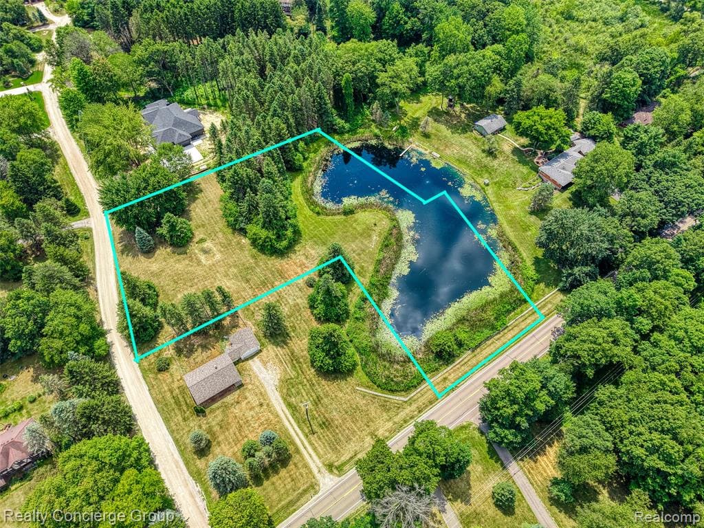 Property photo for 0 Reynolds Drive, Brighton, MI 48114
