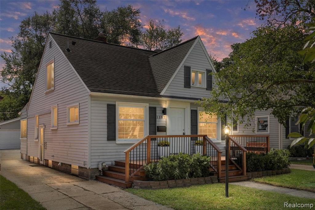 1107 Alberta-conveniently located just steps from Secret Bakery, Tall Trees Cafe, Ferndale Project and everything downtown Ferndale has to offer