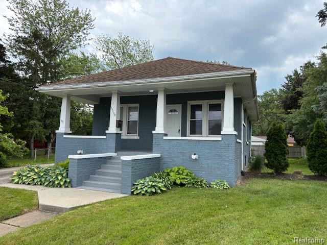 Property photo for 18120 Frazho Road, Roseville, MI 48066