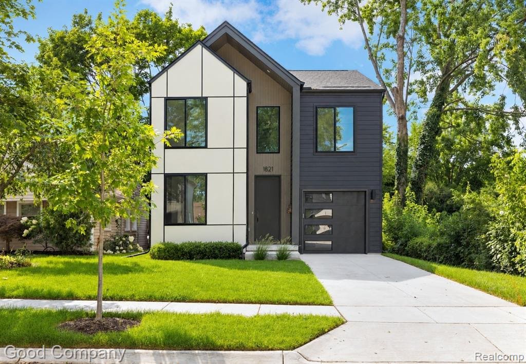Property photo for 1821 Clifton Avenue, Royal Oak, MI 48073