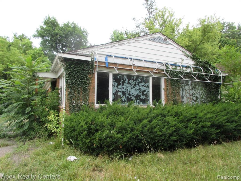 Property photo for 2620 Flushing Road, Flint, MI 48504