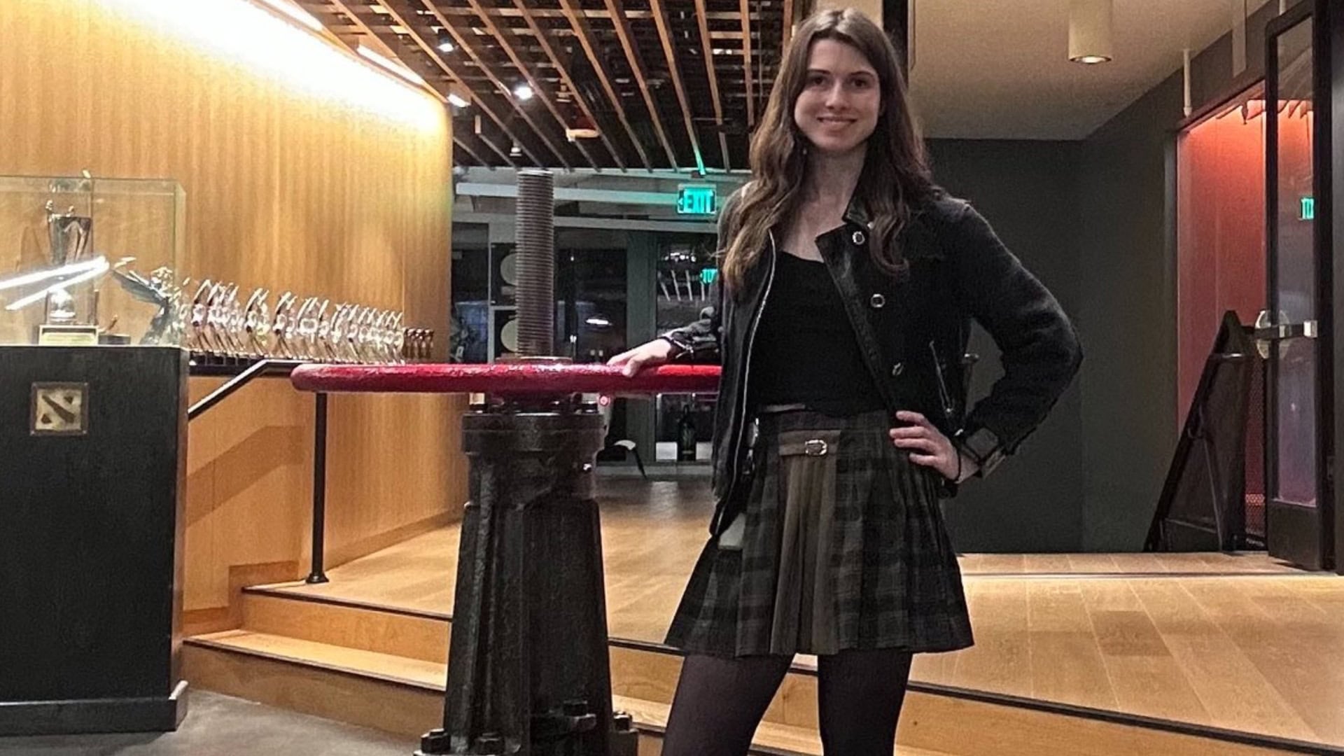 Amanda Watson, VR