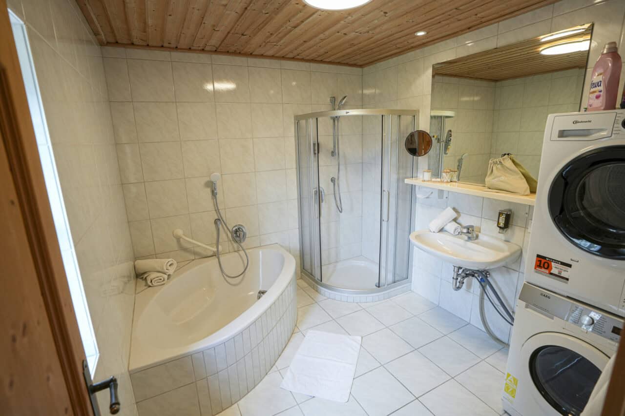 13-DSC03967-2
