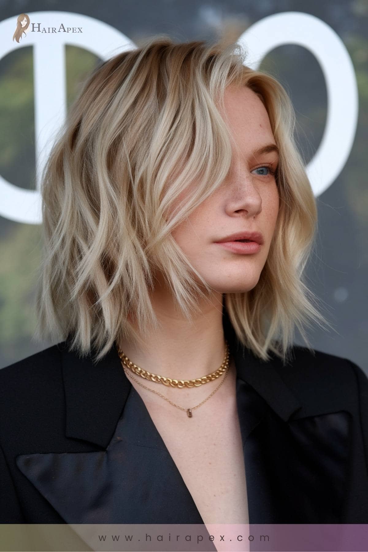 12 Textured Mid Length Cut