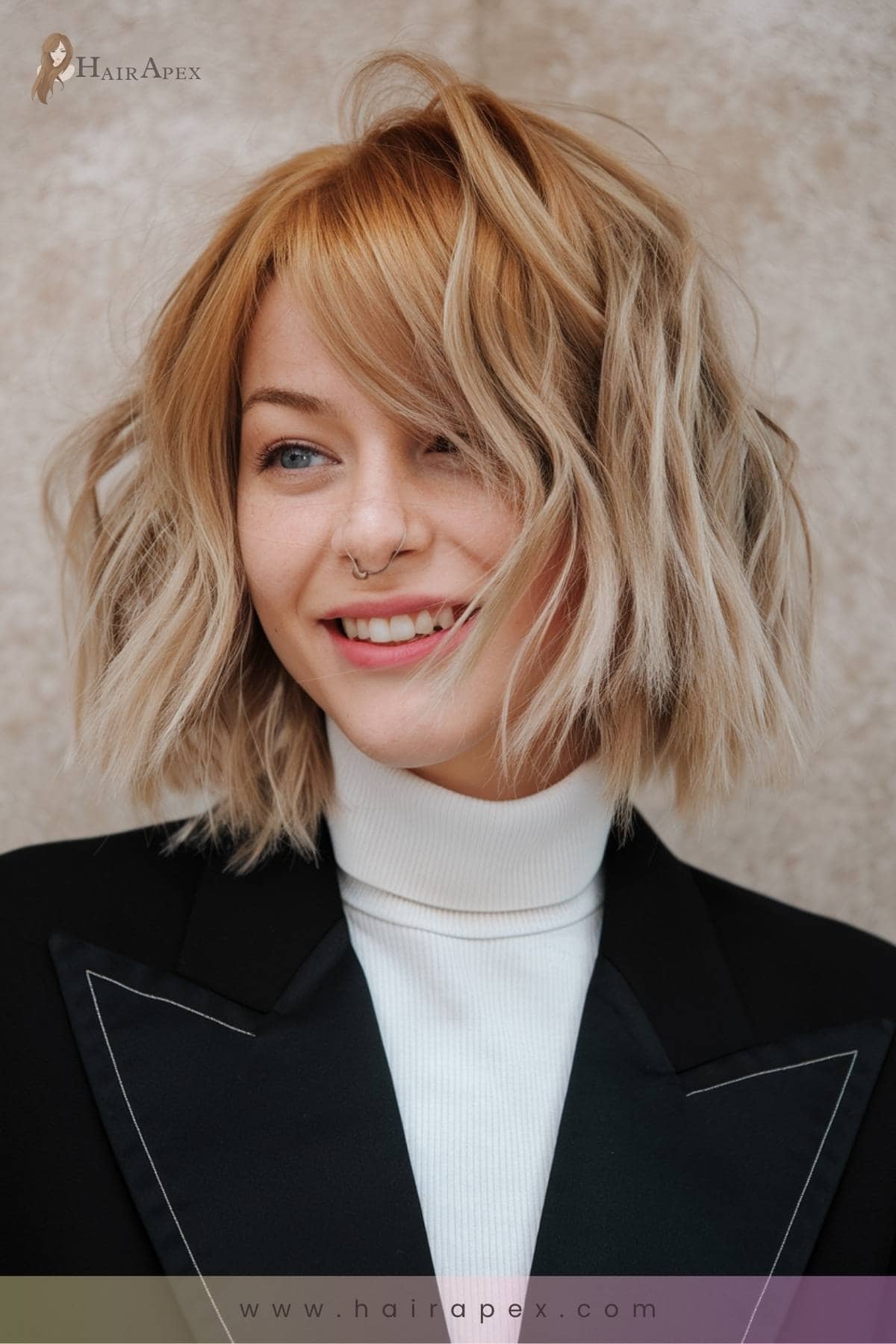 13 Curly Bob With Highlights