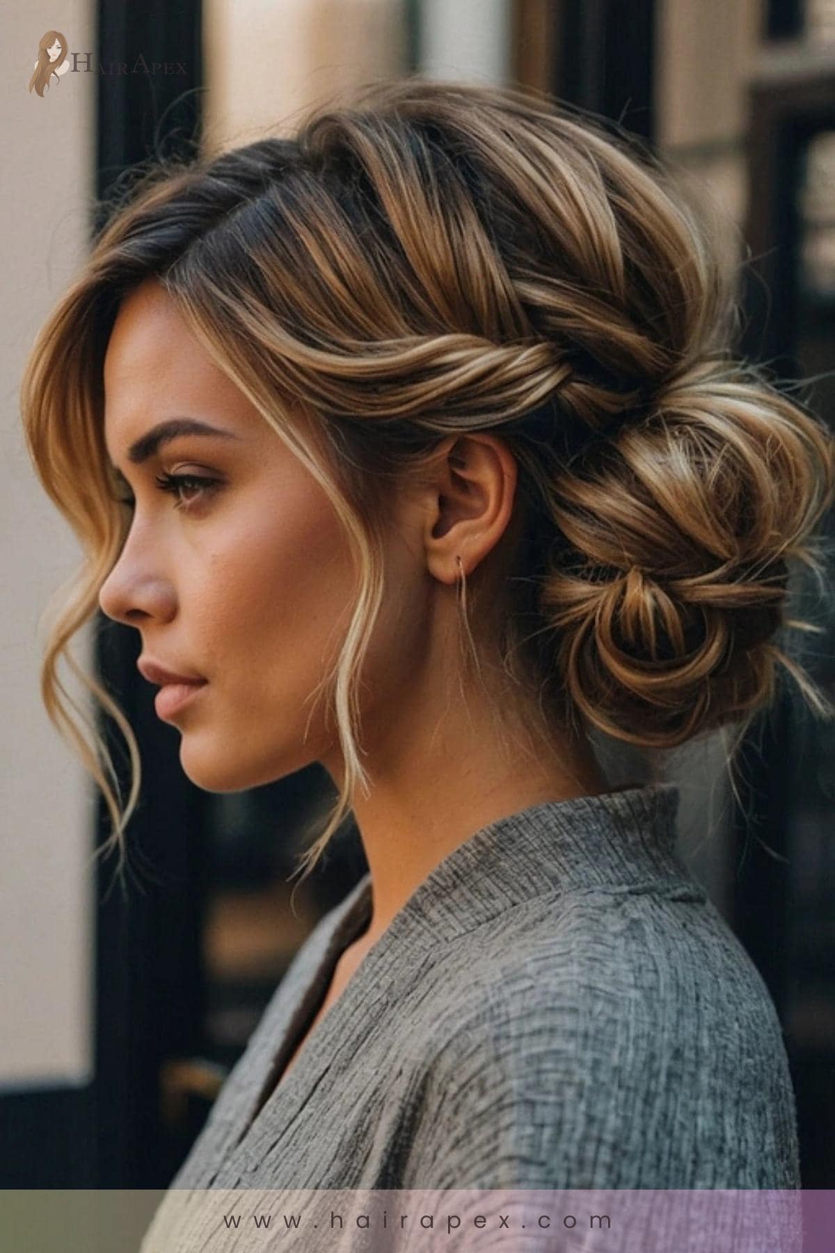 43 Twist Low Bun