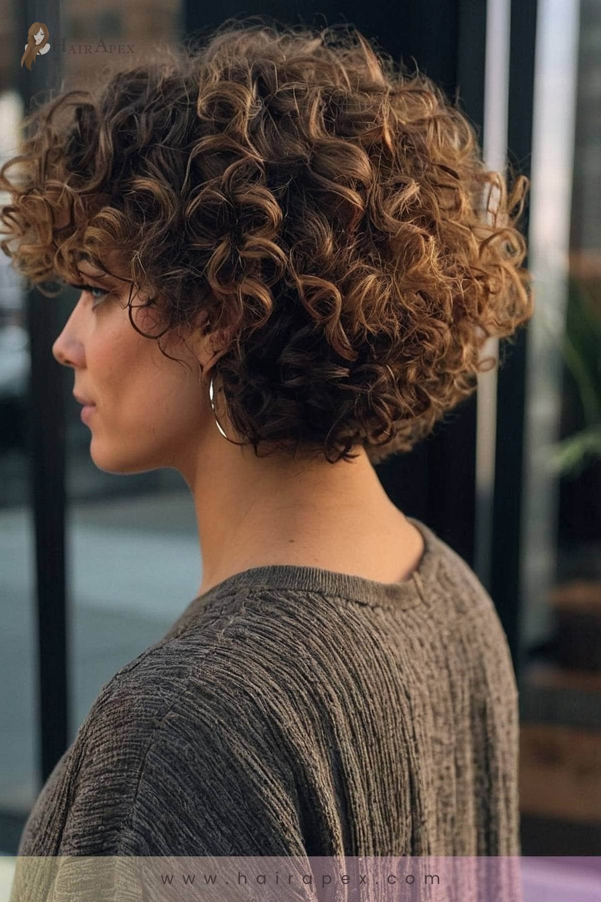 44 Short Curly Crop