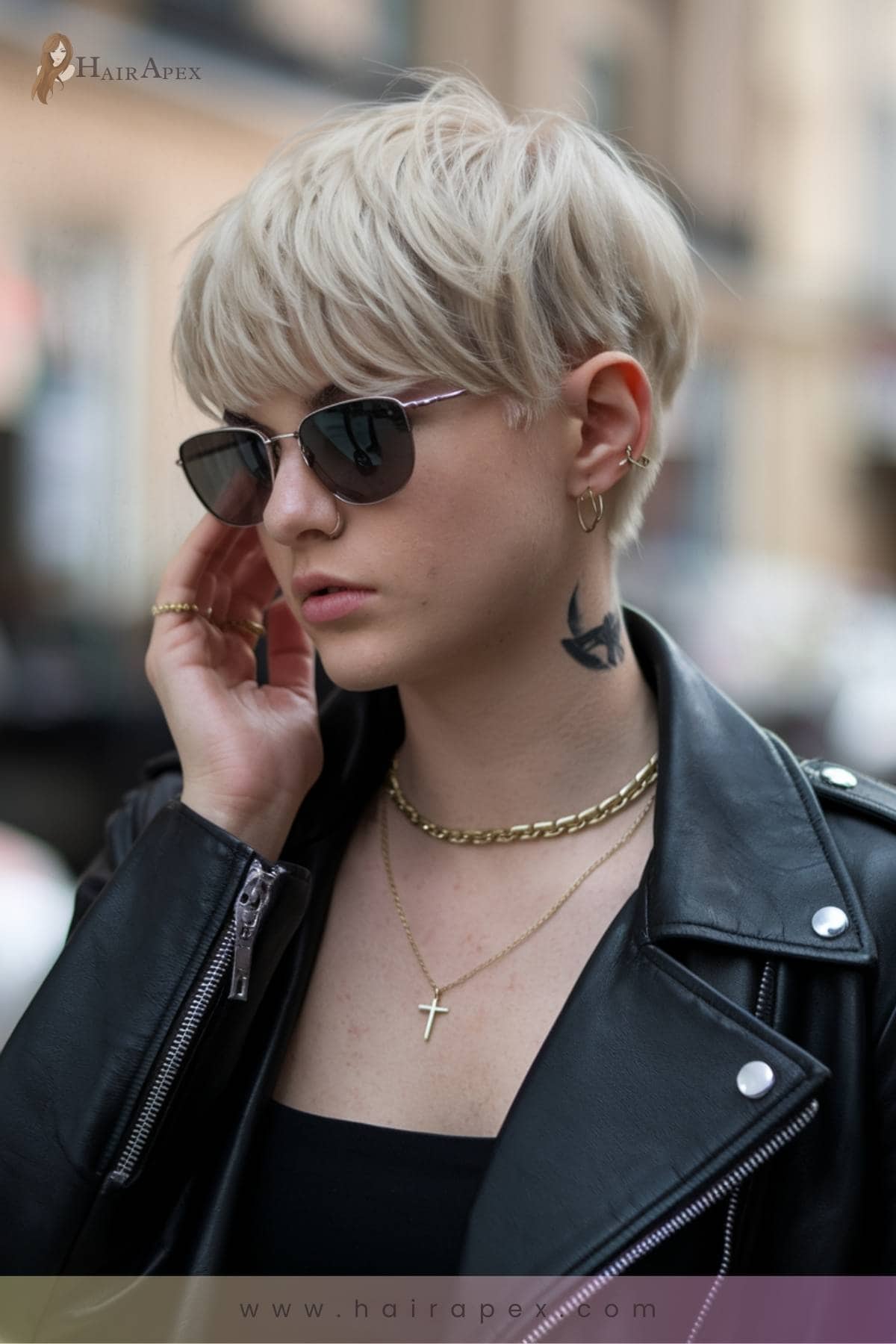 47 Minimalist Undercut Bob