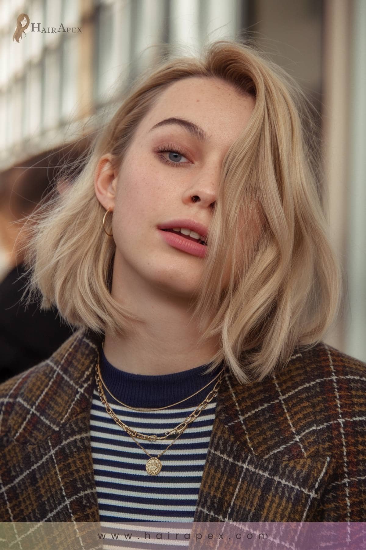 19 Inverted Bob For Volume