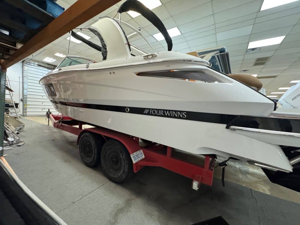High-quality 2025 Four Winns H290 luxury boat at Hall's Sport Center.
