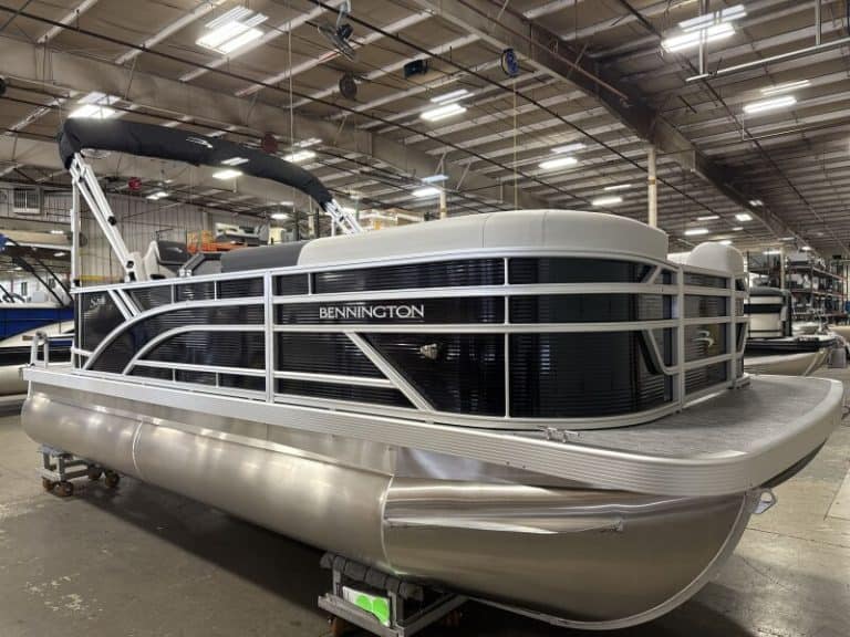 Modern Bennington 20SL S1 pontoon boat at Hall's Sport Center.