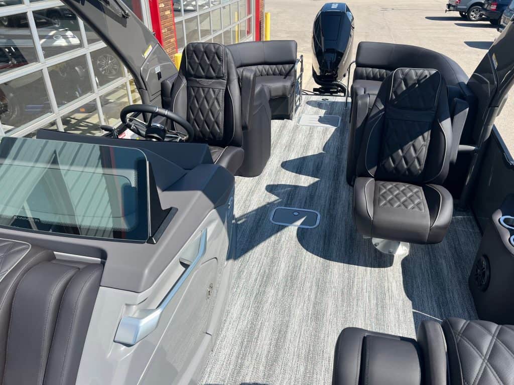 Bennington 25 QFBA pontoon boat interior at Hall's Sport Center.
