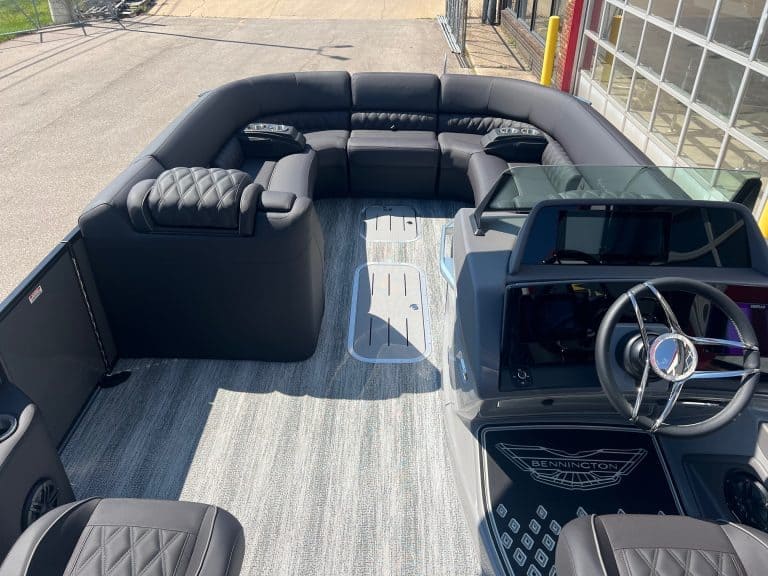 Bennington 25 QFBA pontoon boat interior with spacious seating.