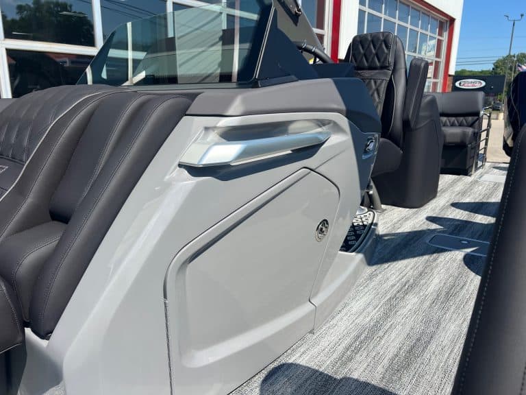 Bennington 25 QFBA luxury pontoon boat for sale at Hall's Sport Center. Perfect for family outings a.