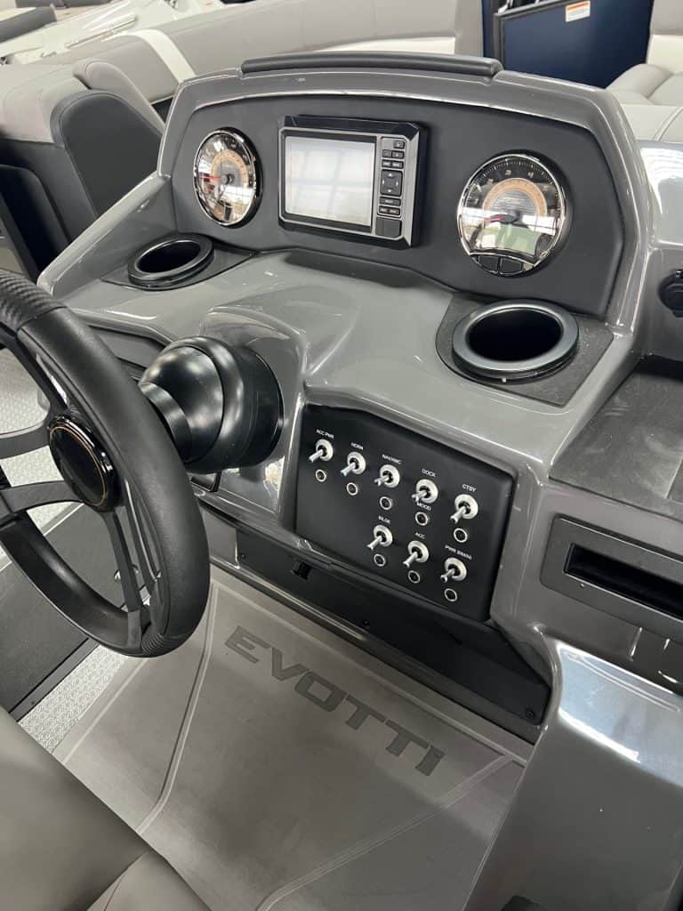 EVOTTI 521CS boat control panel with digital display and gauges.