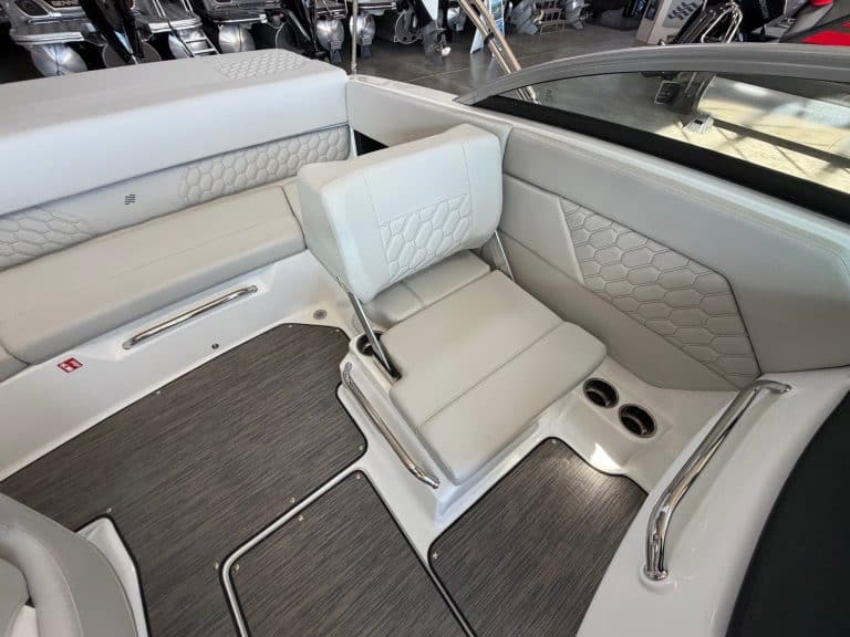 Four Winns H1 Freedom boat interior with comfortable seating.