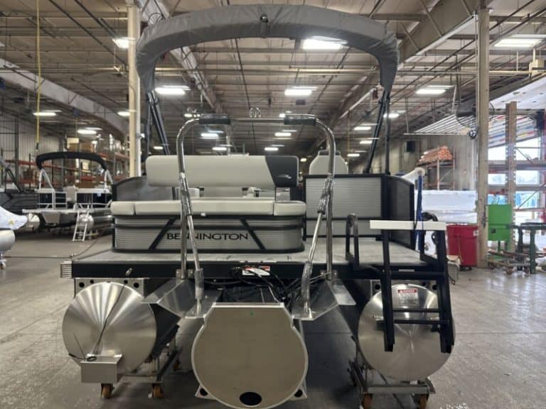 Bennington 22 S1SB pontoon boat for sale at Hall's Sport Center.