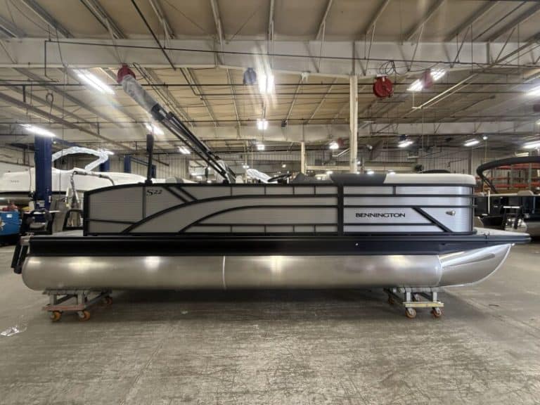 Bennington 22 S1SB pontoon boat at Hall's Sport Center showroom.
