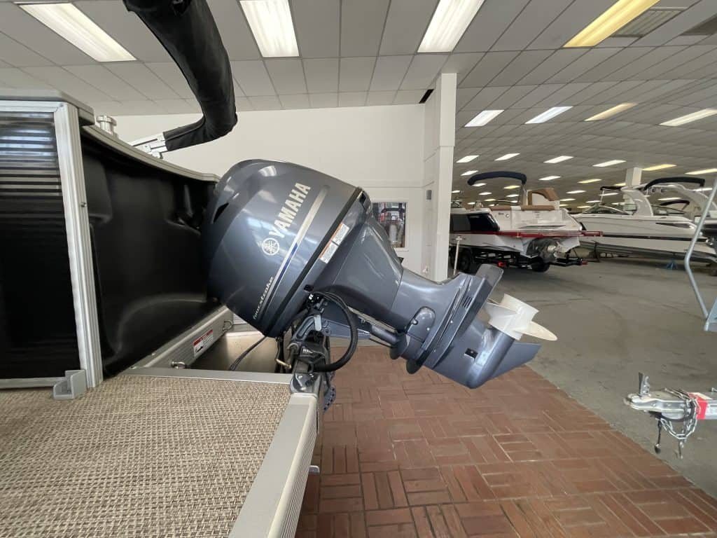 Bennington 21 SS pontoon boat with Yamaha outboard motor at Hall's Sport Center.