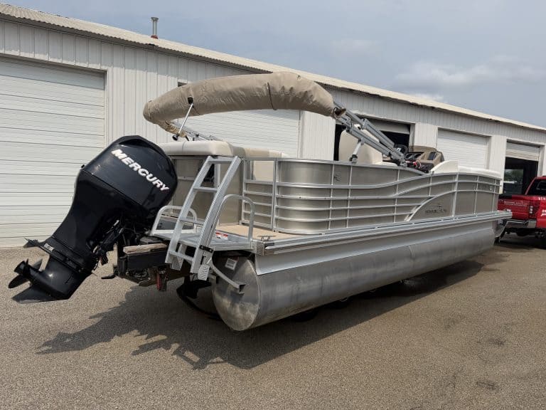 Bennington 2275 RL pontoon boat with Mercury outboard motor.