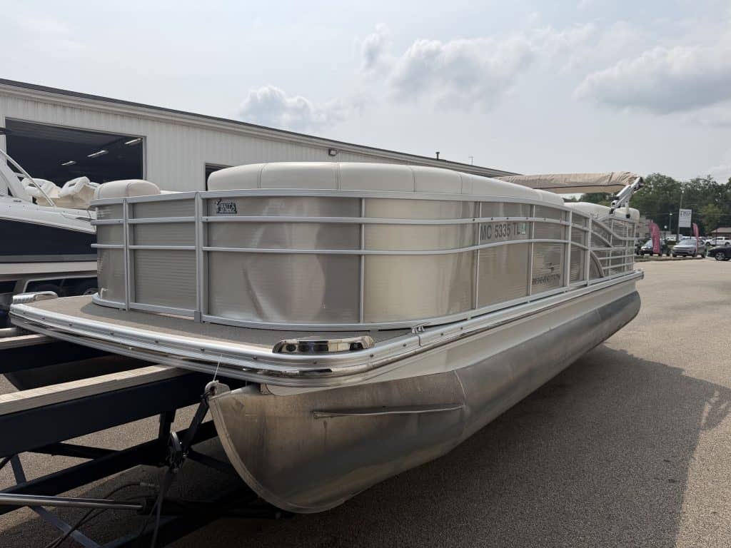 Bennington 2275 RL pontoon boat at Hall's Sport Center.
