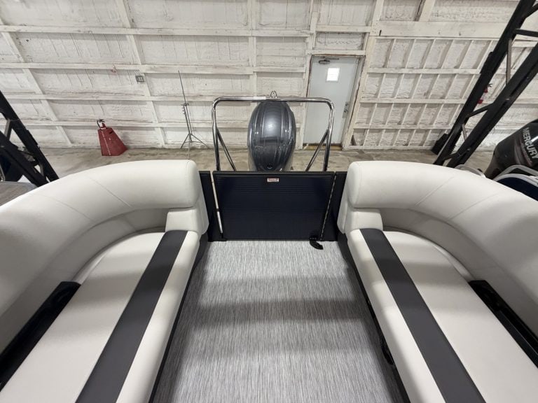 Bennington 22 S1SR pontoon boat at Hall's Sport Center.