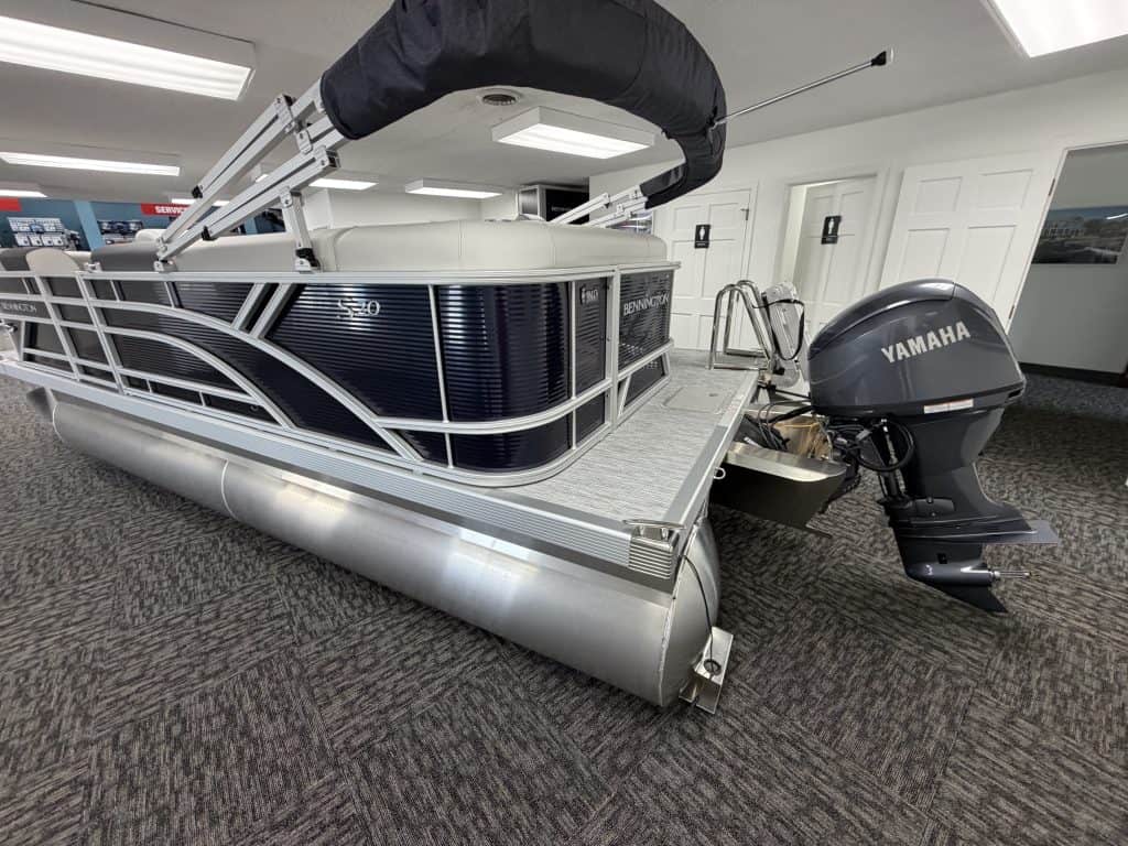 Bennington 20SL S1 pontoon boat with Yamaha engine at Hall's Sport Center.
