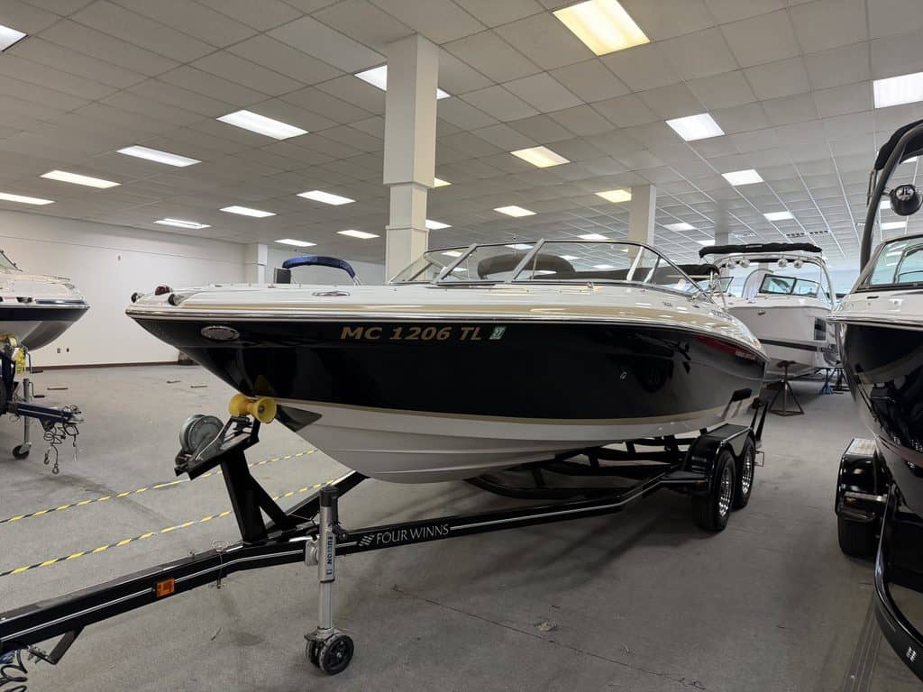 Four Winns 220 Horizon boat on display at Hall's Sport Center.
