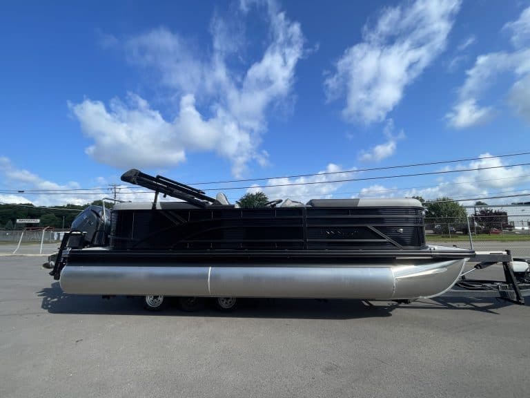 Bennington 22S1 SSR pontoon boat on display at Hall's Sport Center.