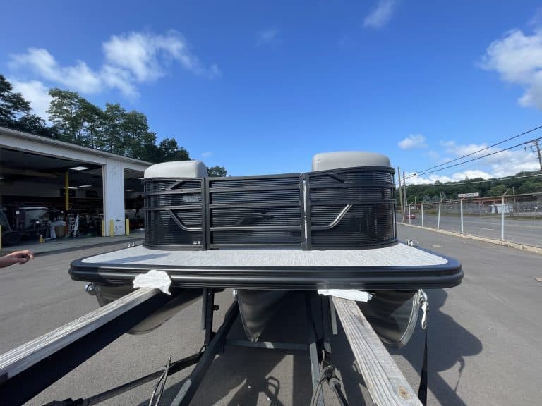 Bennington 22S1 SSR pontoon boat at Hall's Sport Center.