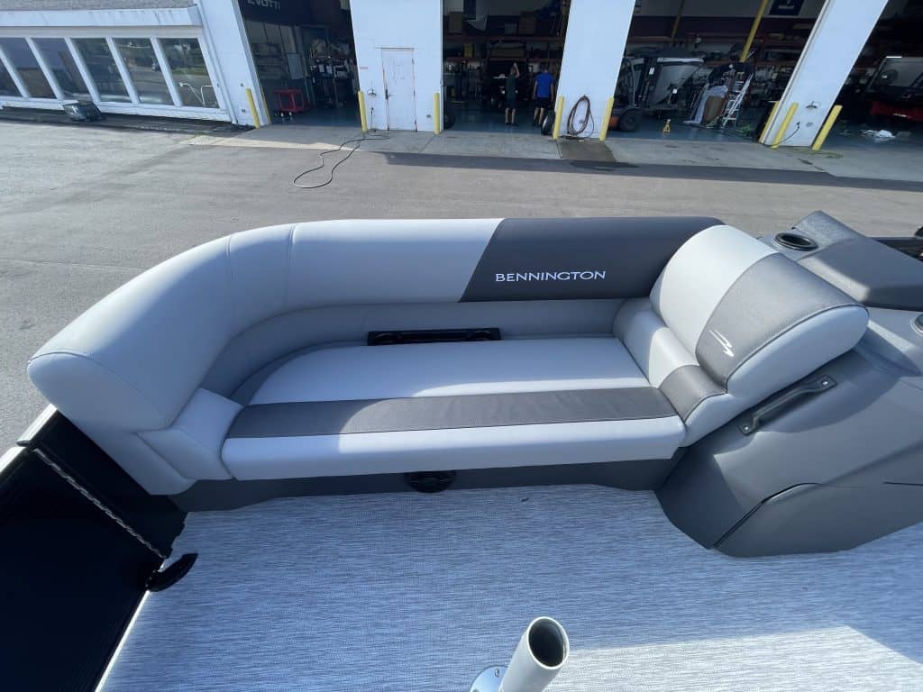 Bennington 22S1 SSR pontoon boat at Hall's Sport Center.