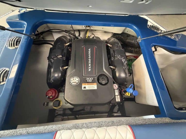 Engine of a 2021 Glastron GX215 boat in the engine bay.